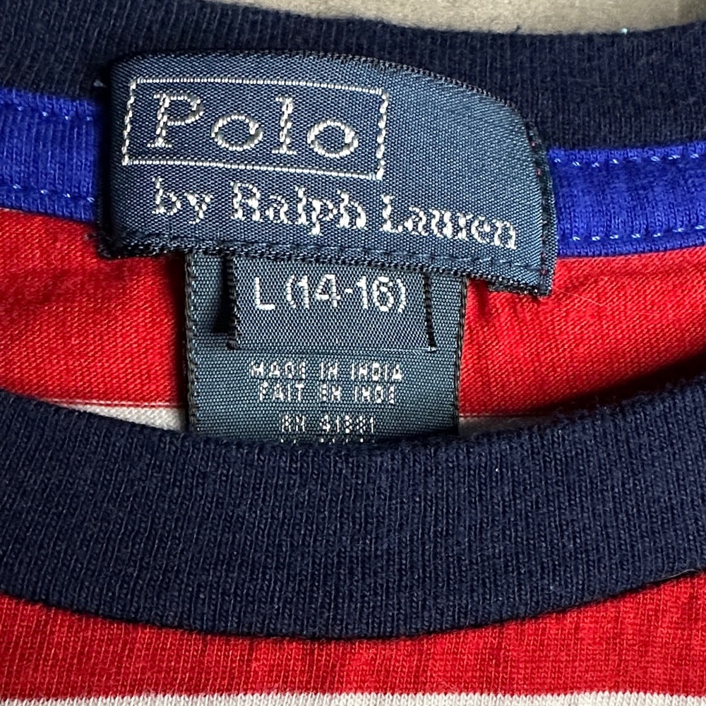 Striped Red and‎ White Boys Shirt size 14/16 - Picture 2 of 8